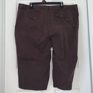Dockers woman, size 22W. 98 cotton, 2% spandex